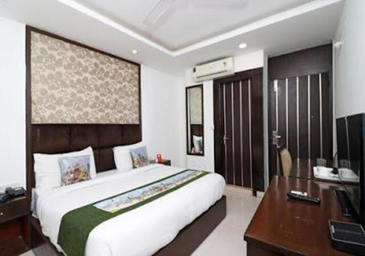 Hotel Loto - Sector 66 Noida Exteriér fotografie