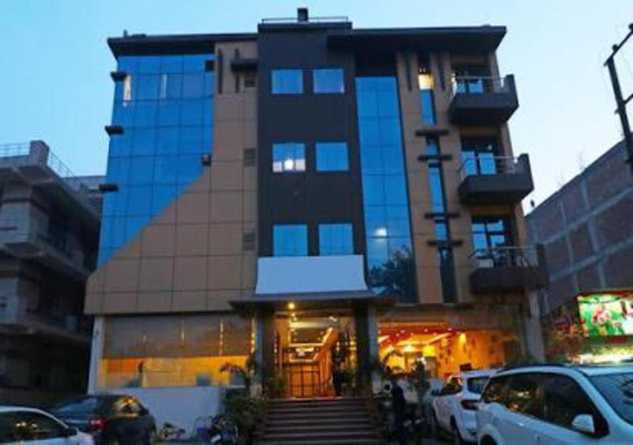 Hotel Loto - Sector 66 Noida Exteriér fotografie