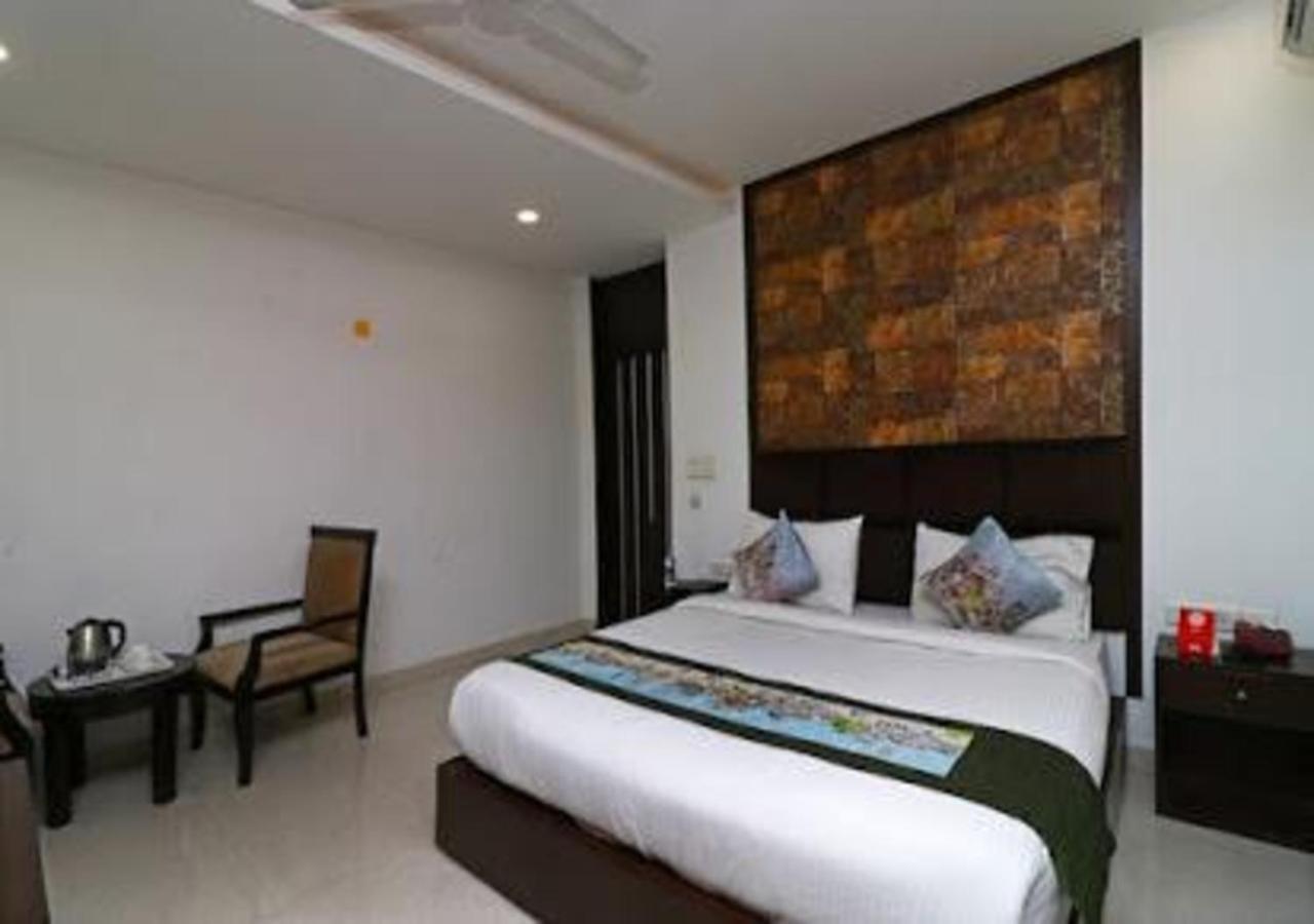 Hotel Loto - Sector 66 Noida Exteriér fotografie